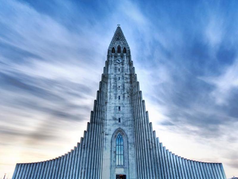 ad-extraordinary-churches-of-the-world-01_0.jpg