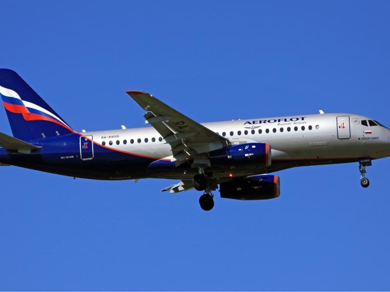 aeroflot_sukhoi_superjet_ra-89001_heisterkamp.jpg
