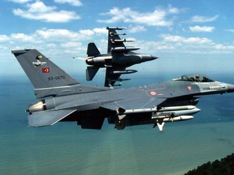 air_f-16s_turkish_armed_lg.jpg