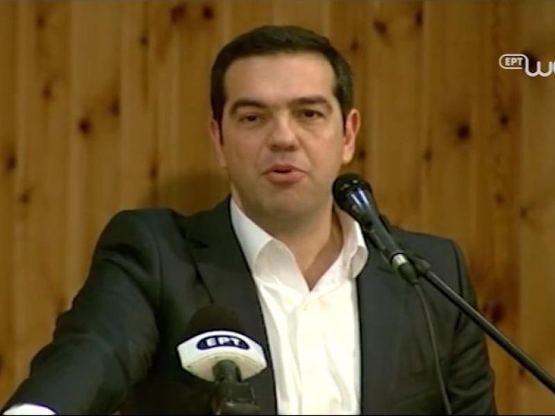 alexis_tsipras_moysiko_sholeio_komotinis.jpg