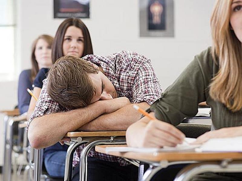 asleep-in-class_3022032b.jpg