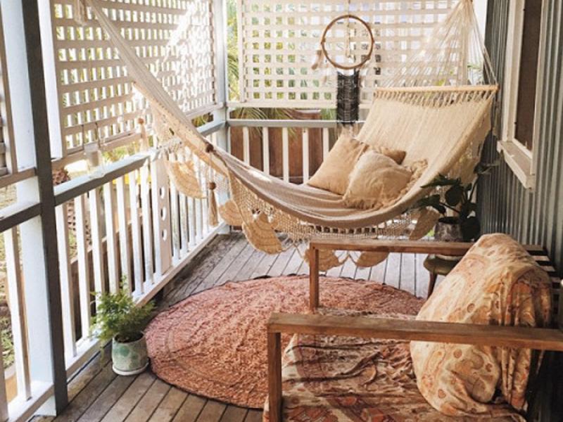 balcony-decorating-ideas-28-573c3b3b31786_700.jpg