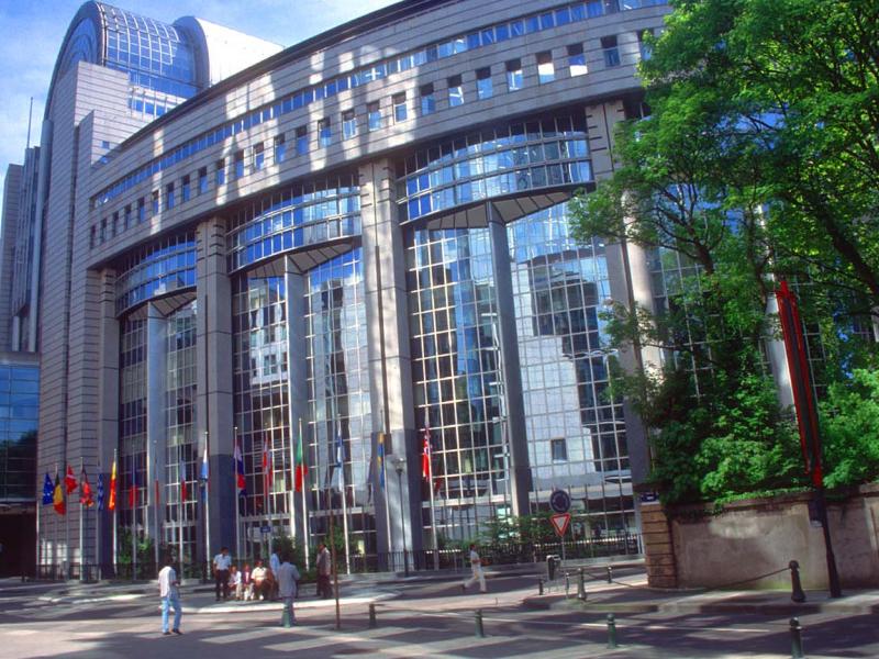 bru_brussels_european_parliament_building_b.jpg