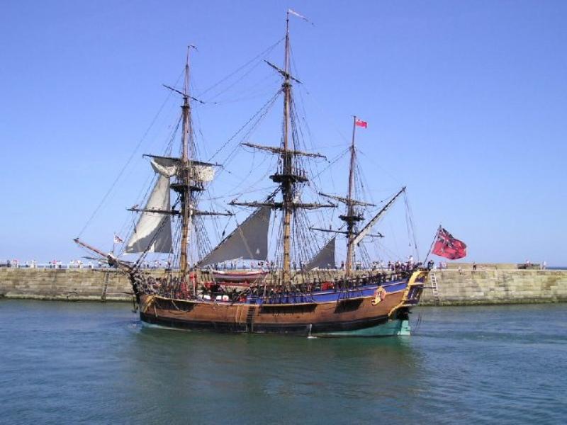 captain_cooks_boat_-endeavour-_-_geograph.org_.uk_-_103834.jpg