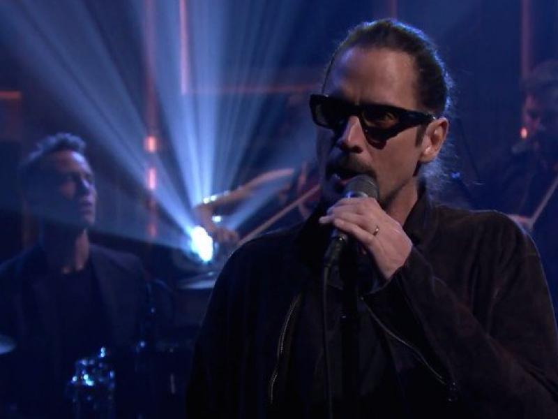 chris-cornell-on-the-tonight-show-1492697978-640x412.jpg