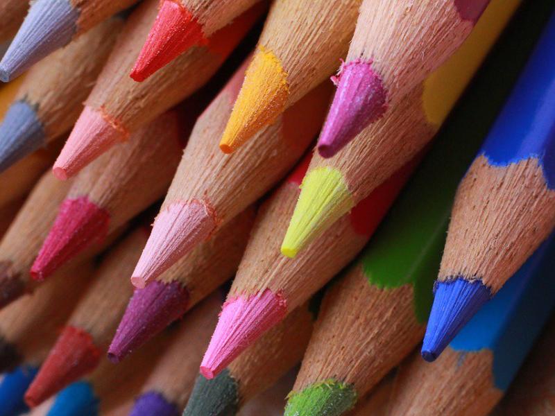 crayon-2524562_960_720.jpg