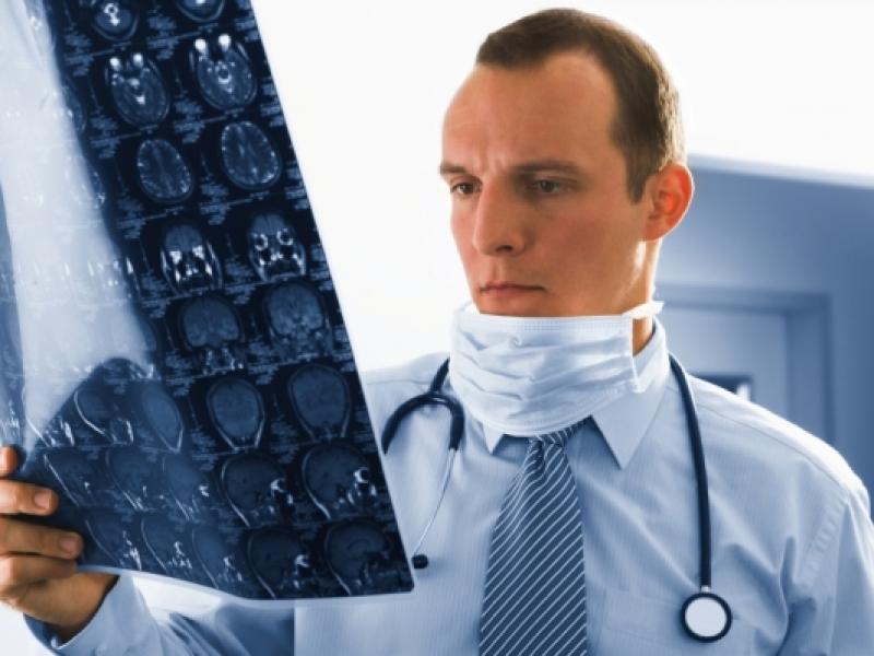 doctor-mri-small_1.jpg
