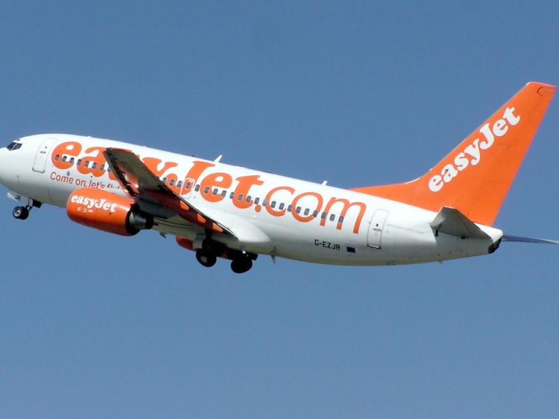 easyjet123.jpg