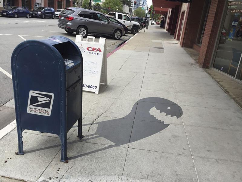 fake-shadow-street-art-damon-belanger-redwood-california-24-599bf291504b3_880.jpg