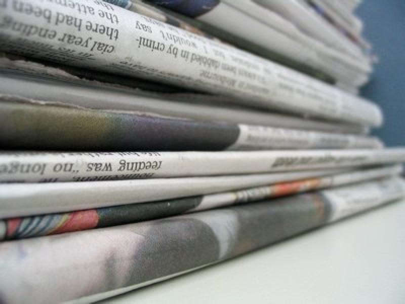 folded-newspapers_1.jpg