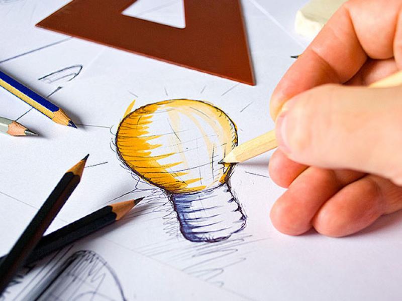 graphic-designer-idea-sketch_0.jpg
