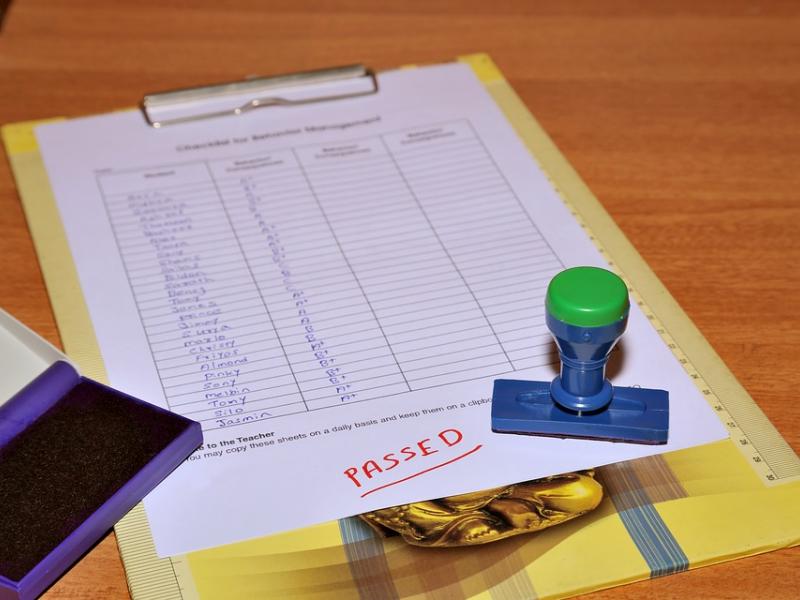 Αποχή από τη διαδικασία επιλογής υποδιευθυντών