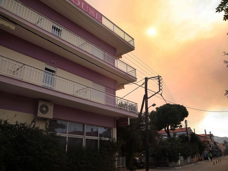 φωτιά Σιθωνία