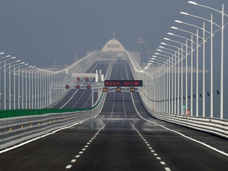 γέφυρα-κίνα