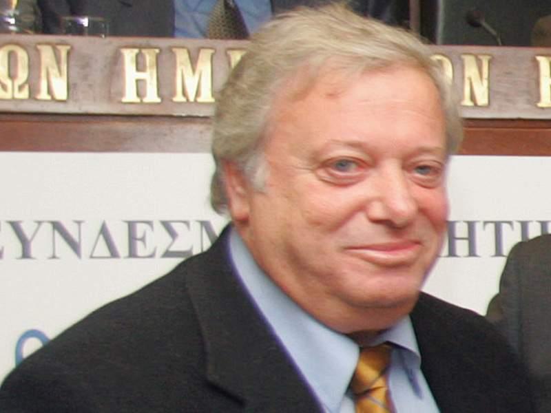 Νίκος Αντωνιάδης