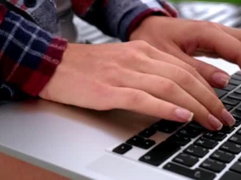 Χρήση του πληκτρολογίου