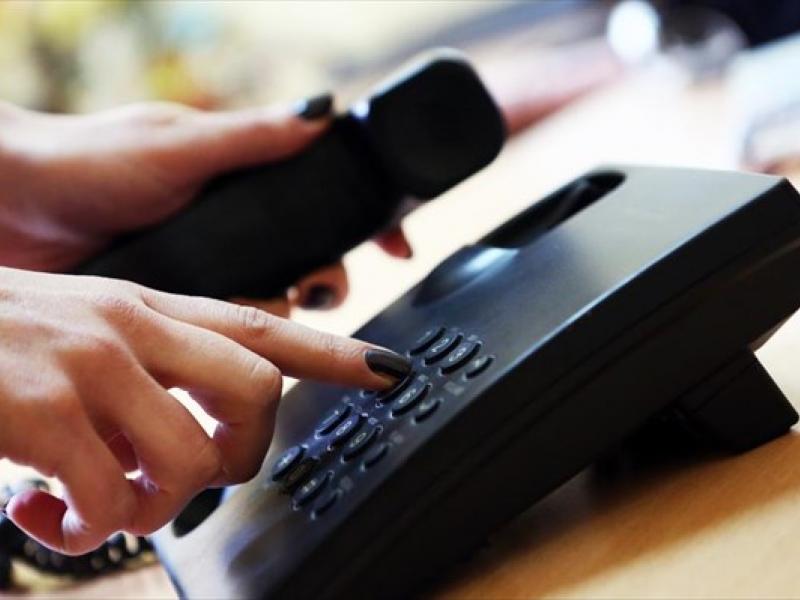 statheri-tilefonia-tilefono