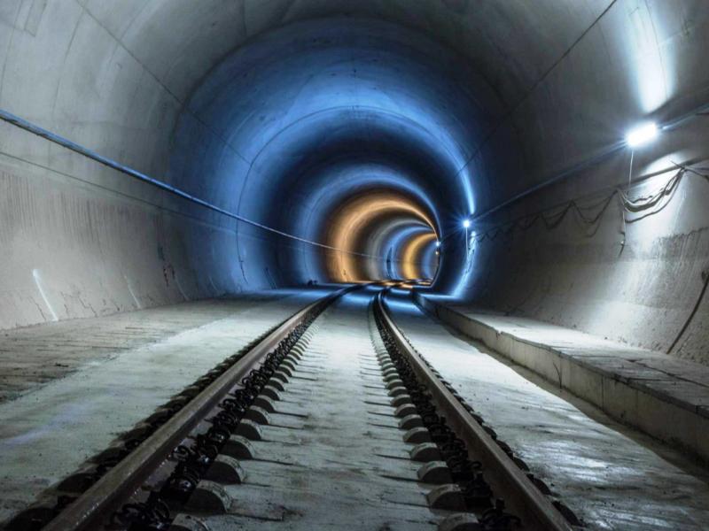 υπογειος σιδηροδρομος