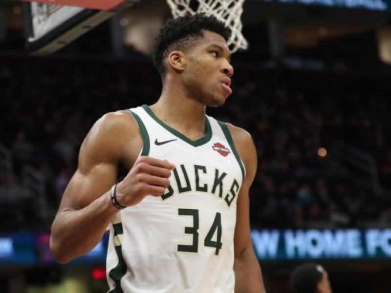 Ο σταρ του NBA Γιάννης Αντετοκούνμπο