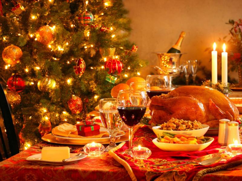 χριστουγεννιατικο τραπεζι