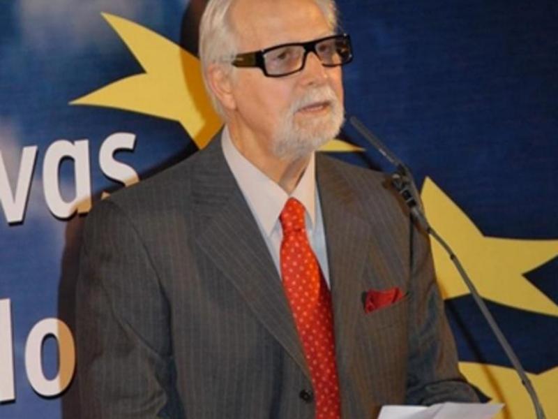 σπυρος δουκας