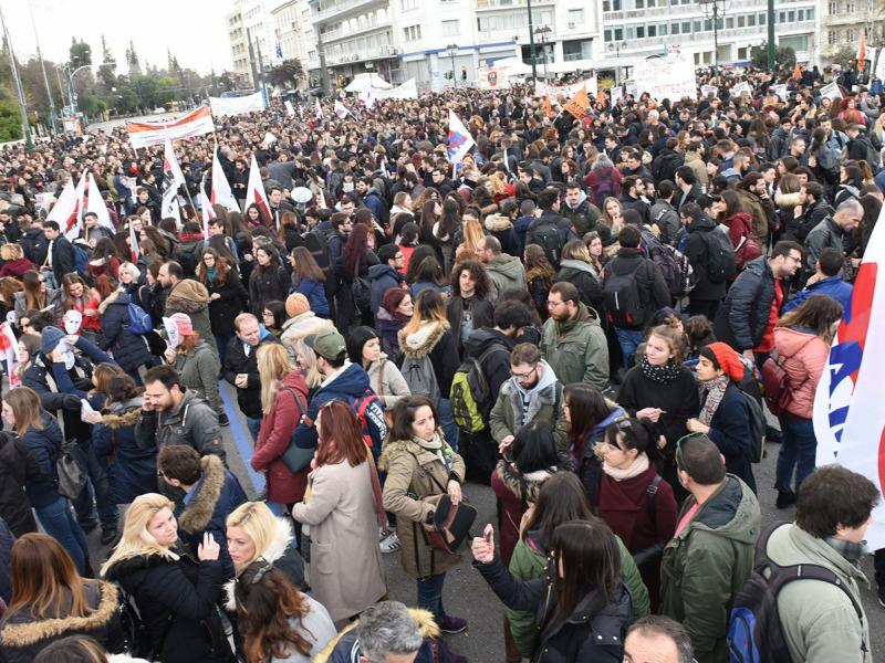 14-01-2019-kinitopoihsh-ekpaideftikwn-athina-syntagma-1.jpg
