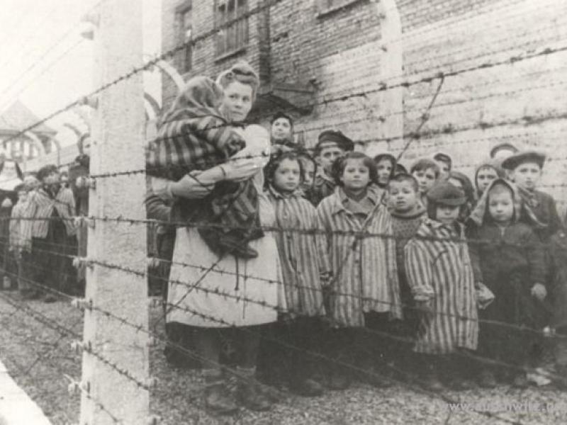 παιδια αουσβιτς