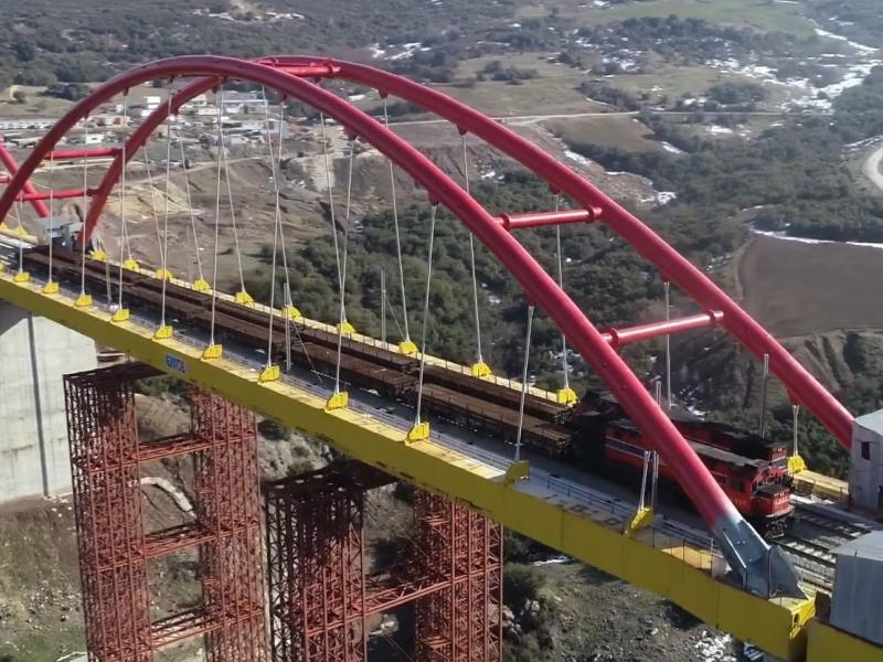 εκκαρα τρενα