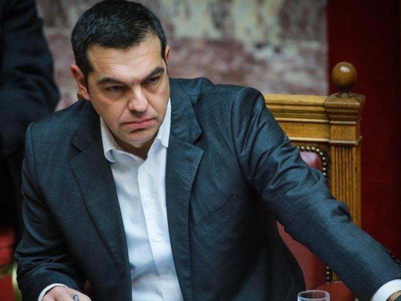 o_al._tsipras_exaggellei_ayxisi_katotatoy_misthoy_kai_katargisi_ypokatotatoy.jpg