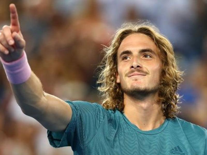 stefanos-tsitsipas_2312019_831.jpg