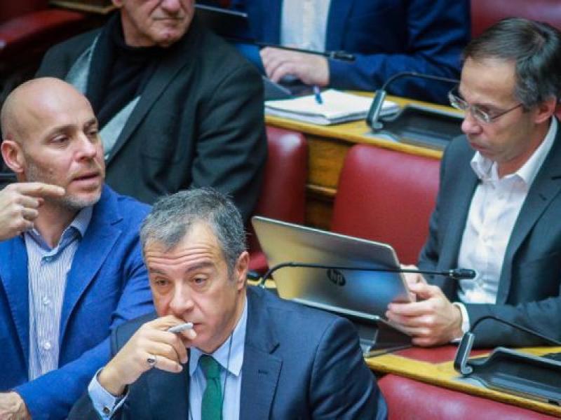 Αμυράς και Θεοδωράκης στην ΚΟ του Ποταμιού