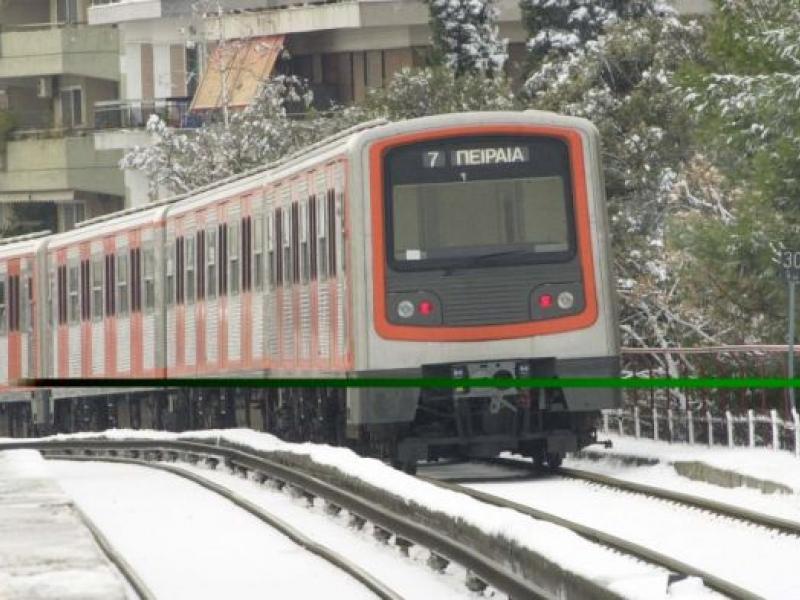 Χιόνια στις γραμμές του ηλεκτρικού