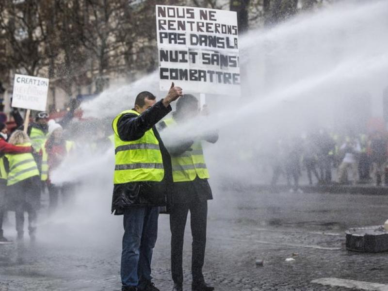 gilletes jaunes