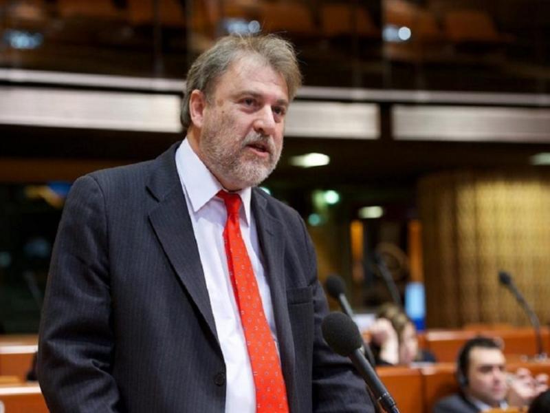 Νότης Μαριάς