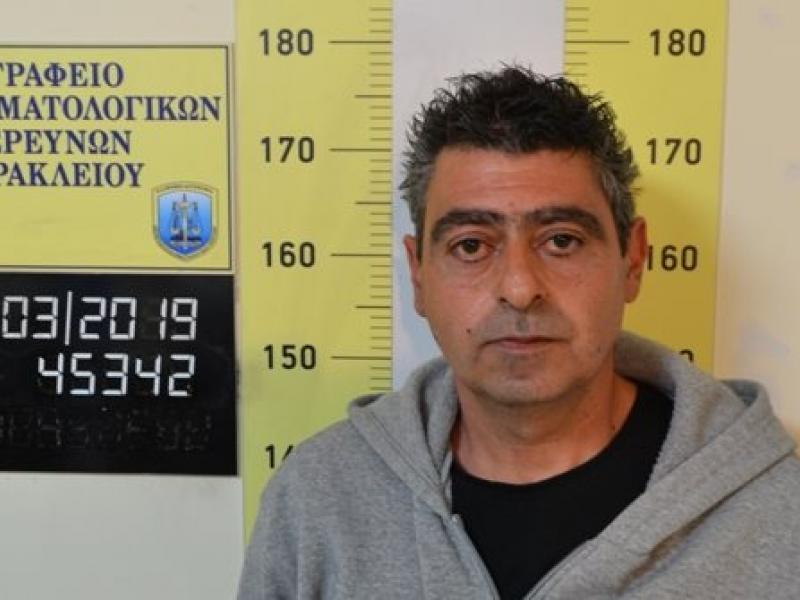 48χρονος ασελγεια