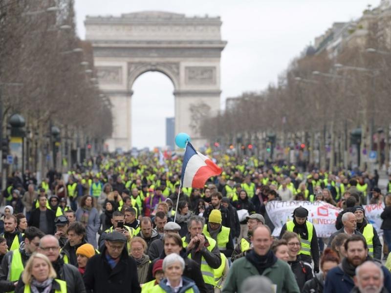 κίτρινα γιλέκα