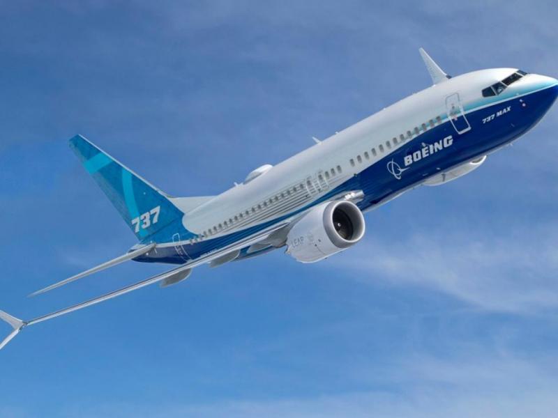 Boeing 737 MAX 8