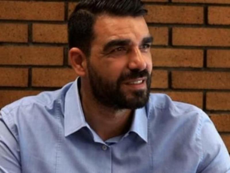 Πέτρος Κωνσταντινέας