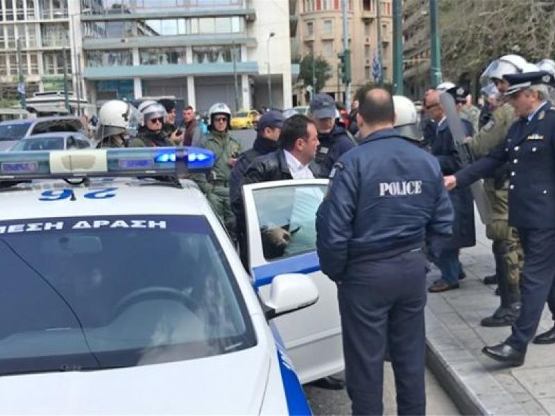 Προσαγωγή μέλους της ΛΑΕ