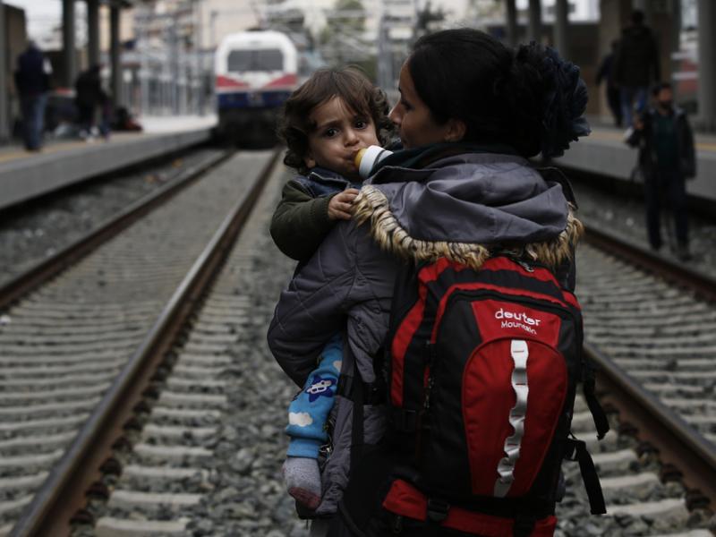 προσφυγες σταθμος Λαρισης