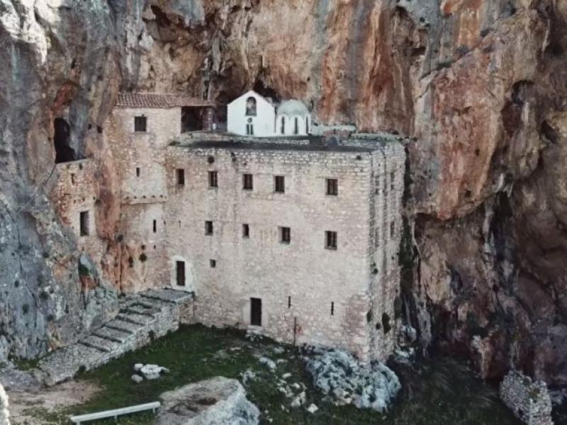 Ι.Μ Αγίου Δημητρίου Αυγό