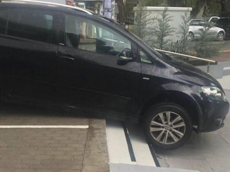 Παρκάρισμα στην Αγία Παρασκευή