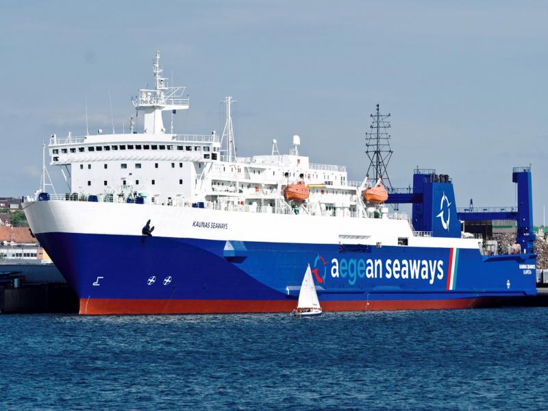 πλοιο τσεσμε λαυριο