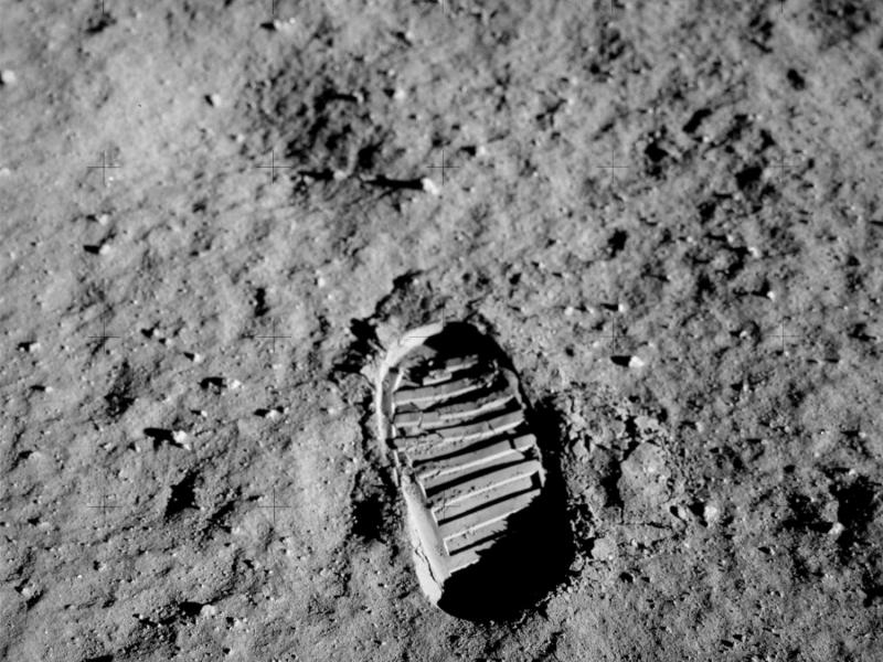 first step on the moon