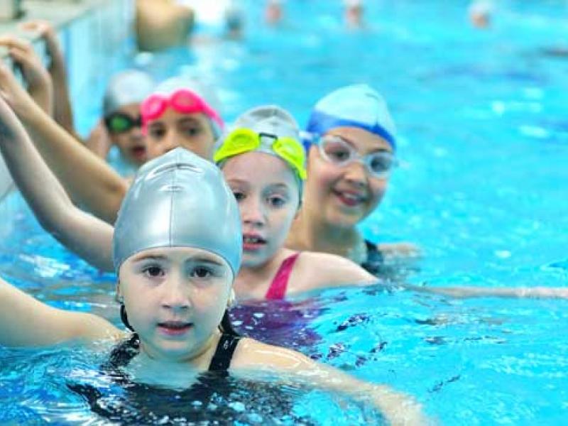 Έναρξη διδασκαλίας κολύμβησης στην ΠΕ: Η ανακοίνωση του υπ. Παιδείας