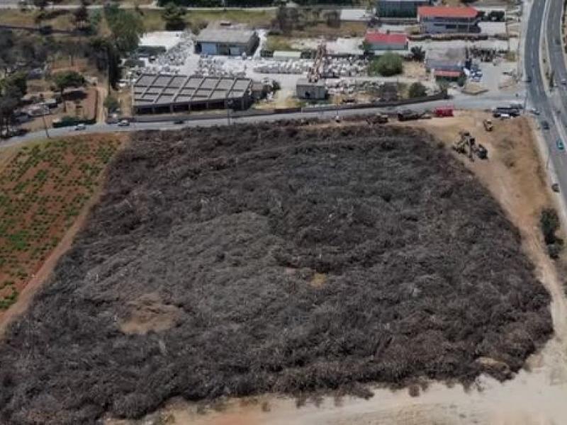 Επικίνδυνο οικόπεδο επί της Λ.Μαραθώνος