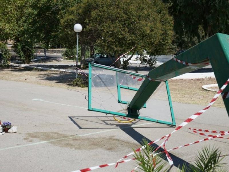 19xronos mpasketa xios