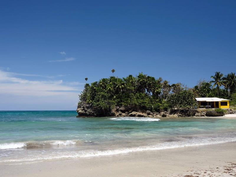 Κούβα: Πέντε νεκροί, μεταξύ αυτών 3 παιδιά, από κεραυνό σε παραλία