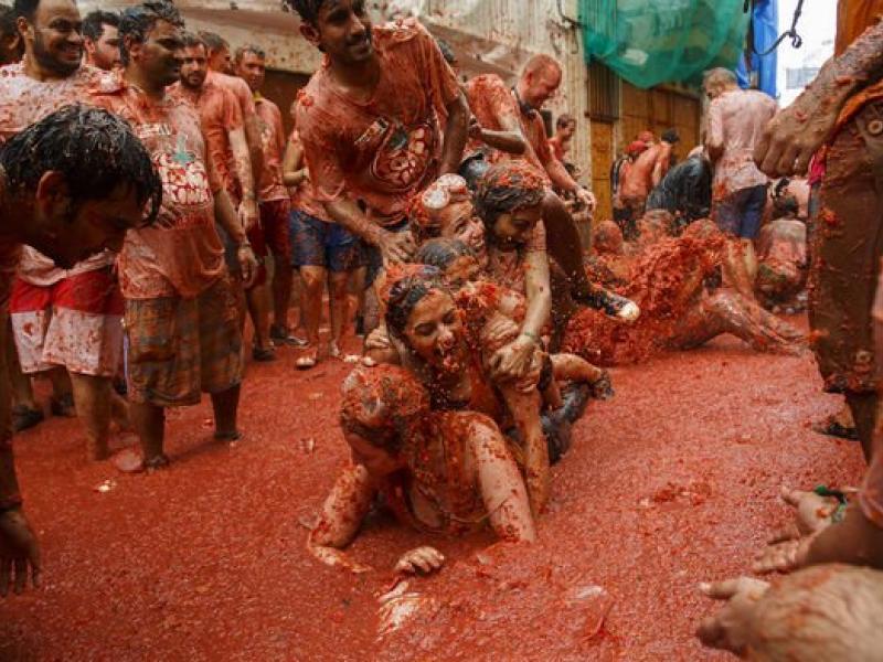 tomatopolemos ispania