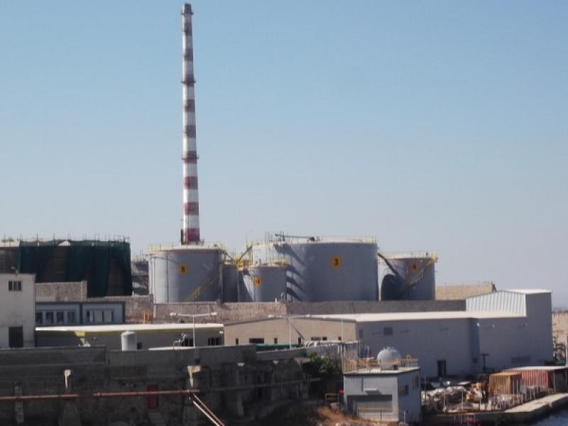 OIL-ONE δραπετσώνα